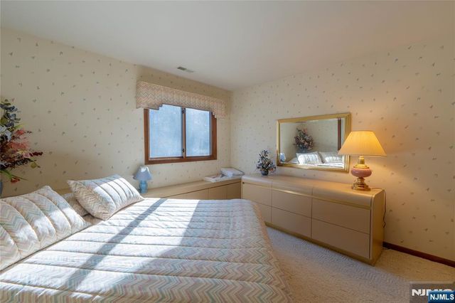 10 Augusta Drive 12, Vernon, NJ 07462