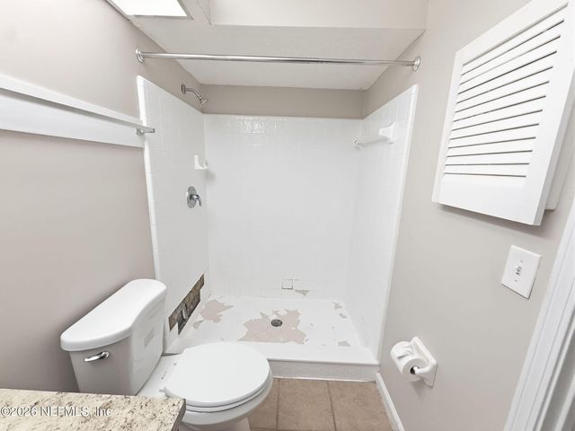 10725 MEADOWLEA Drive, Jacksonville, FL 32218