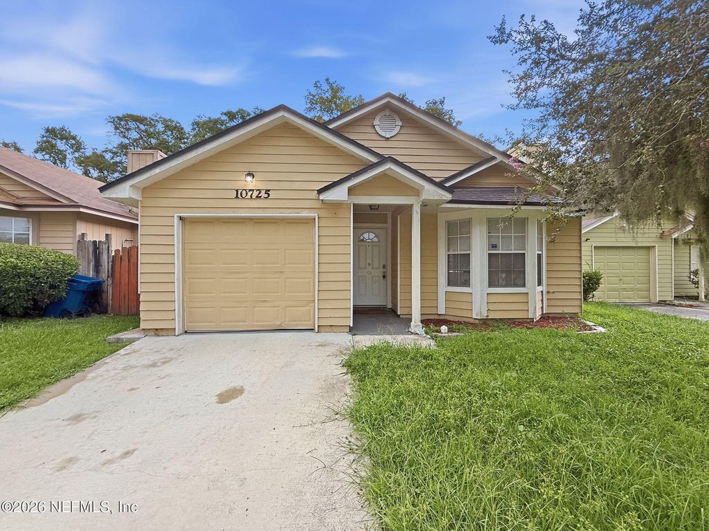 10725 MEADOWLEA Drive, Jacksonville, FL 32218