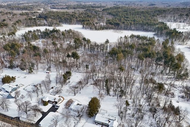 247 W Acton Rd, Stow, MA 01775