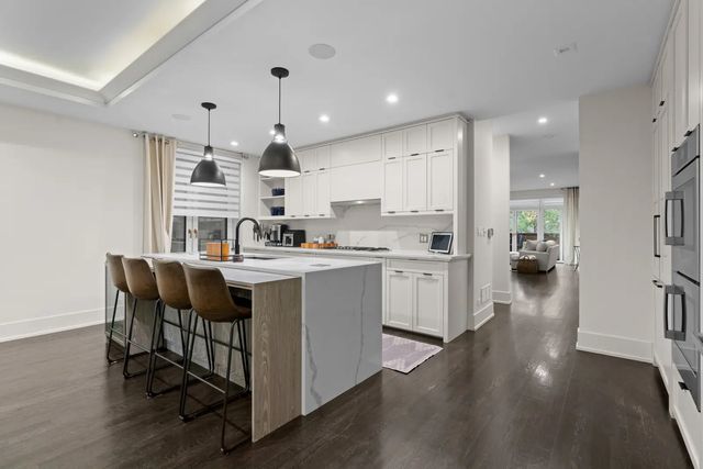 1370 W WALTON Street 1E, Chicago, IL 60642