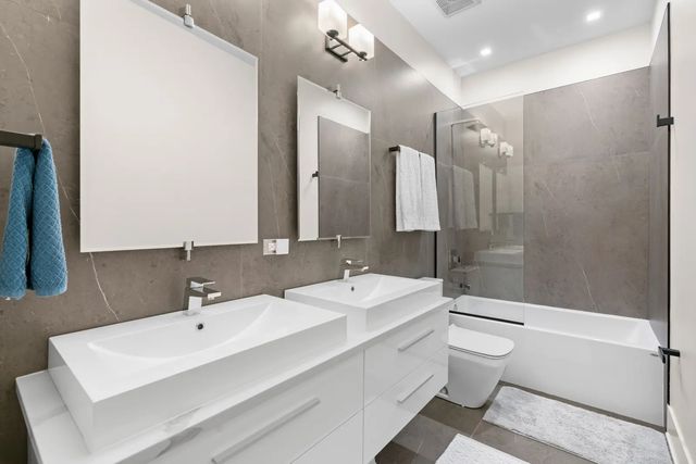 1370 W WALTON Street 1E, Chicago, IL 60642