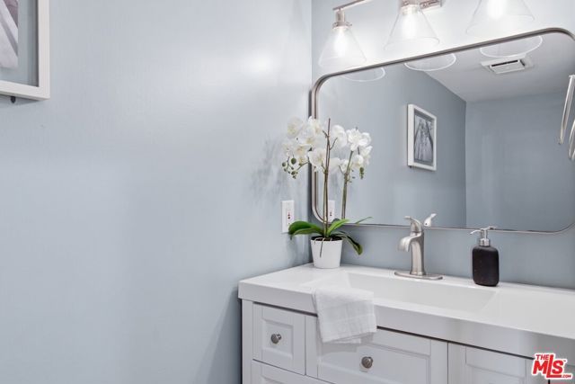 2920 11th Street 6, Santa Monica, CA 90405
