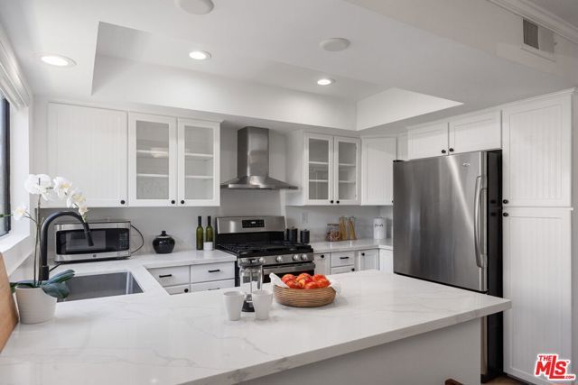 2920 11th Street 6, Santa Monica, CA 90405