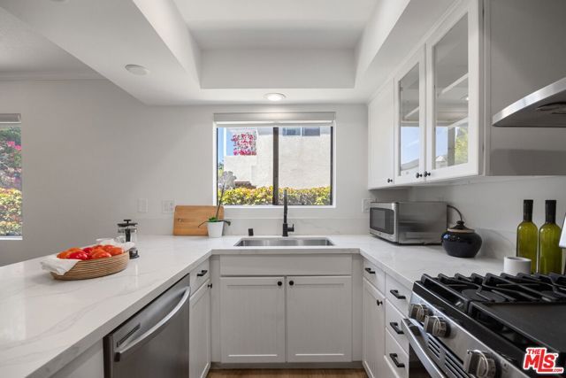 2920 11th Street 6, Santa Monica, CA 90405