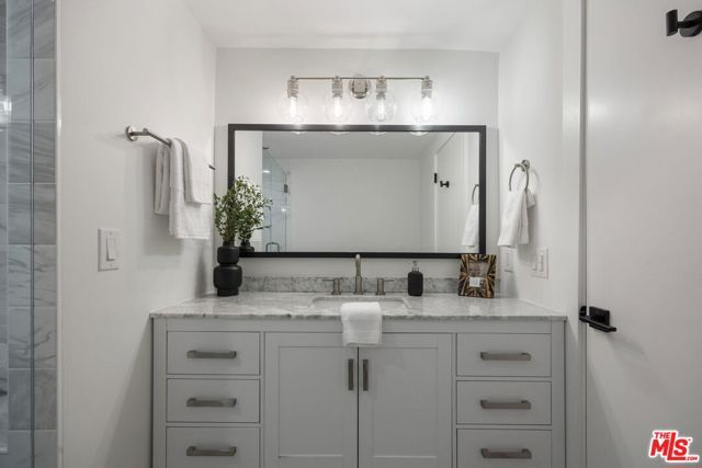2920 11th Street 6, Santa Monica, CA 90405