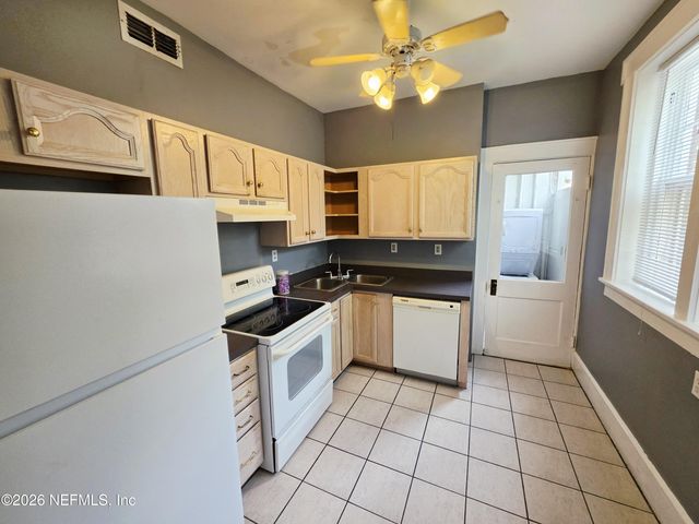 146 6TH Street, Jacksonville, FL 32206