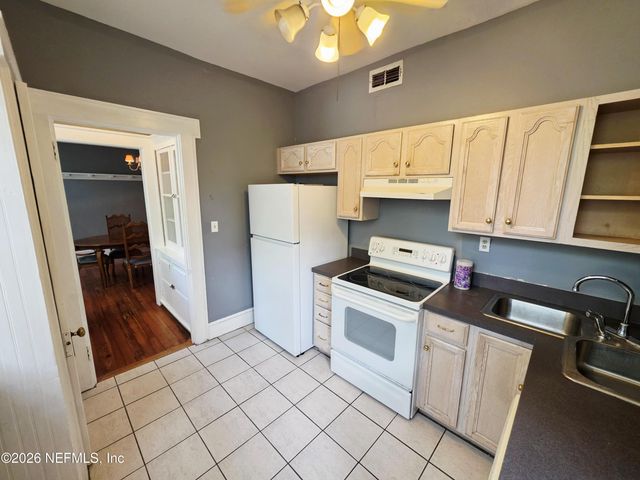 146 6TH Street, Jacksonville, FL 32206