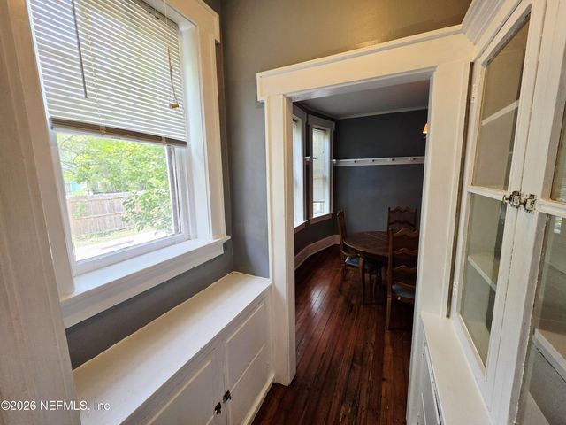 146 6TH Street, Jacksonville, FL 32206