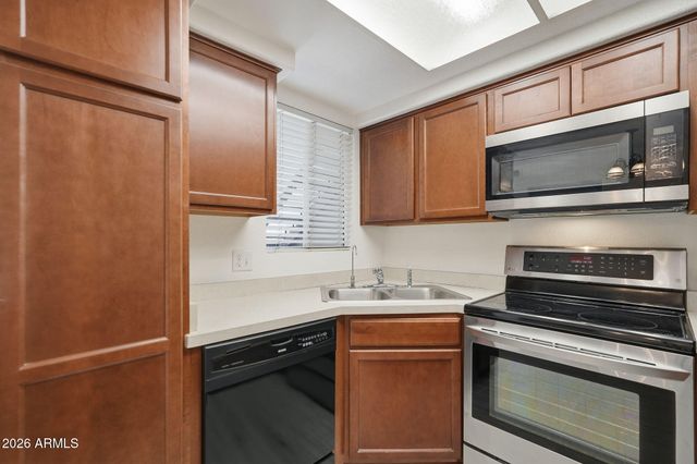 1825 W RAY Road 1083, Chandler, AZ 85224