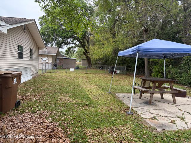 320 Lawler Avenue, Long Beach, MS 39560