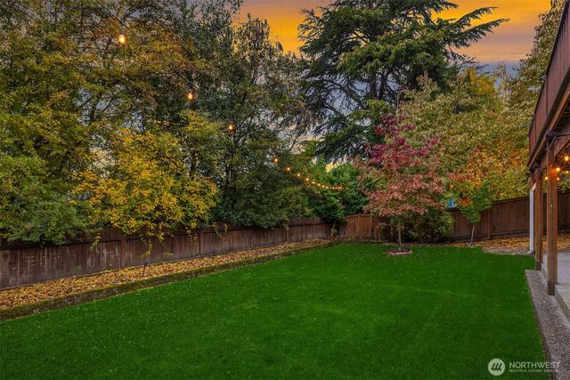 6833 47th Avenue NE, Seattle, WA 98115