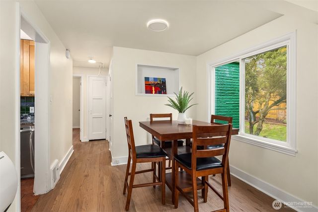 6833 47th Avenue NE, Seattle, WA 98115