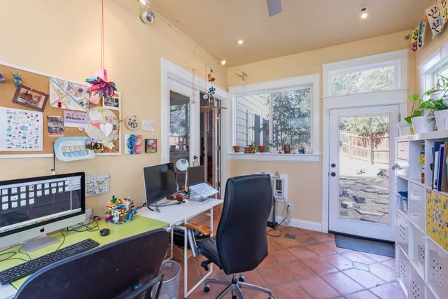 7000 Bending Oak RD, Austin, TX 78749