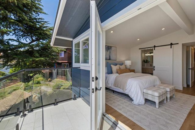 355 Beaumont Boulevard, Pacifica, CA 94044
