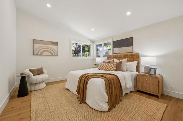 355 Beaumont Boulevard, Pacifica, CA 94044