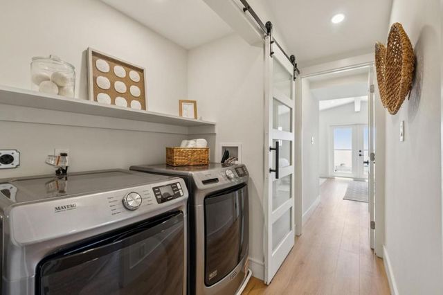 355 Beaumont Boulevard, Pacifica, CA 94044