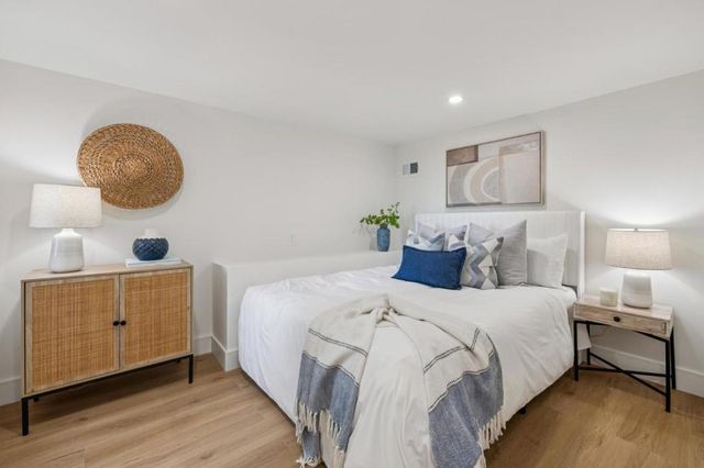 355 Beaumont Boulevard, Pacifica, CA 94044