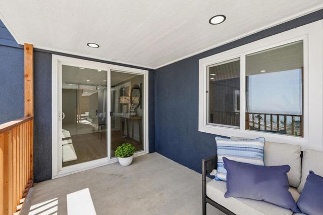 355 Beaumont Boulevard, Pacifica, CA 94044