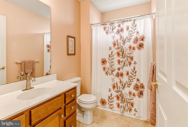 12 EAGLE RIDGE DR, Mantua, NJ 08051