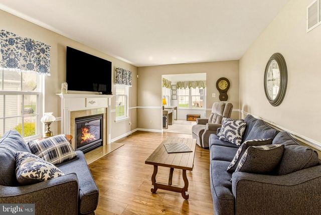 12 EAGLE RIDGE DR, Mantua, NJ 08051