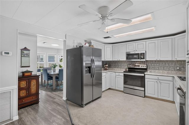 818 FOREST LAKE DRIVE E, Lakeland, FL 33809