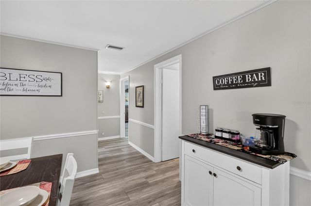 818 FOREST LAKE DRIVE E, Lakeland, FL 33809