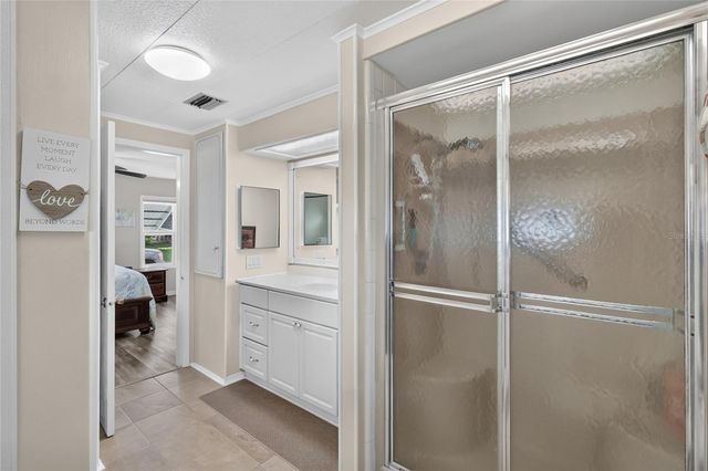 818 FOREST LAKE DRIVE E, Lakeland, FL 33809