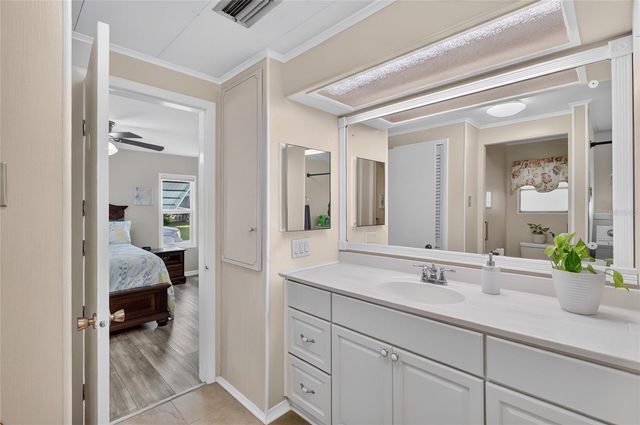 818 FOREST LAKE DRIVE E, Lakeland, FL 33809