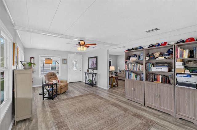 818 FOREST LAKE DRIVE E, Lakeland, FL 33809