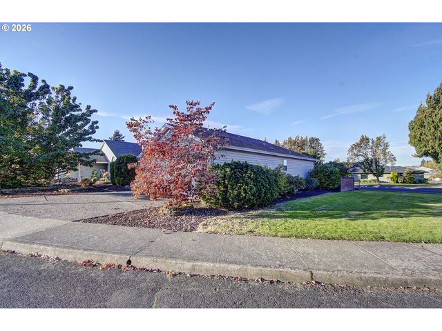 15633 Ne SUMMERPLACE Dr, Portland, OR 97230