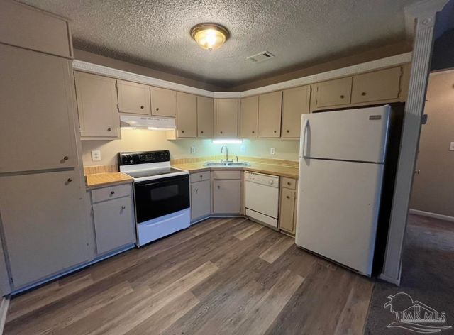 3208 F Redwood Ln F, Gulf Breeze, FL 32563