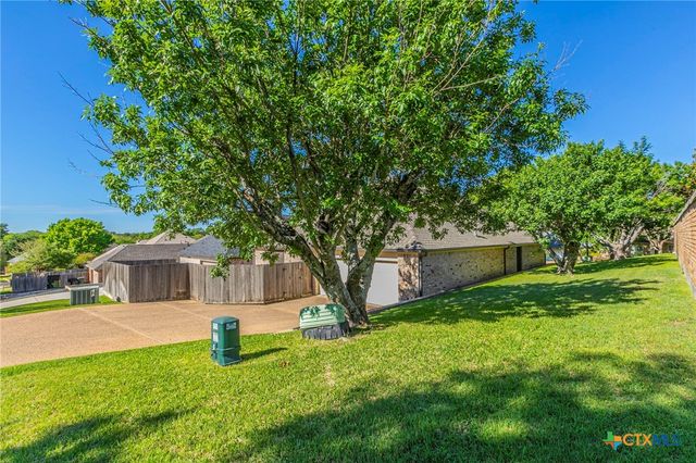 1305 Daisy Lane, Temple, TX 76502