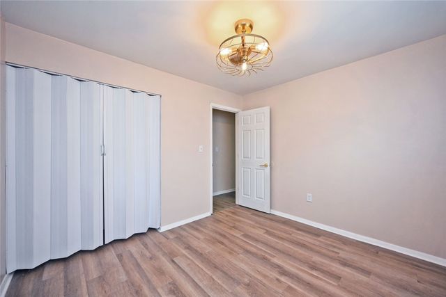 136 Bronwood Street, New Lebanon, OH 45345