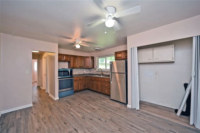 136 Bronwood Street, New Lebanon, OH 45345
