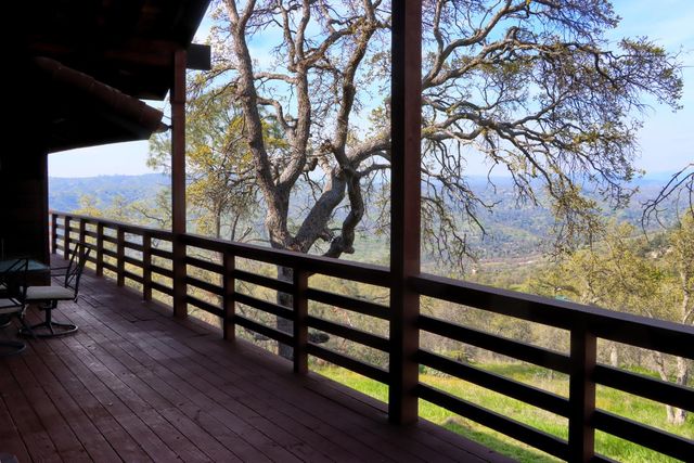 41345 Lilley Mountain Drive, Coarsegold, CA 93614