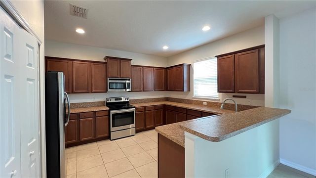 16048 YELLOWEYED DRIVE, Clermont, FL 34714