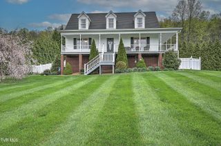 120 Sunnyfield Drive Drive, Blountville, TN 37617