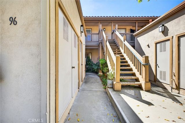 96 Abrigo, Rancho Santa Margarita, CA 92688