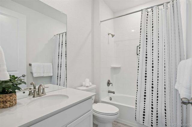 15979 Xanthia Way, Thornton, CO 80602