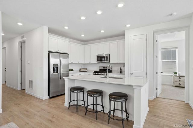 15979 Xanthia Way, Thornton, CO 80602