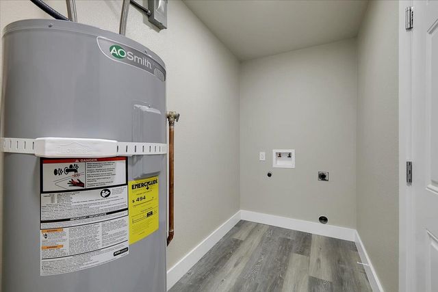 4470 College Way, Olivehurst, CA 95961