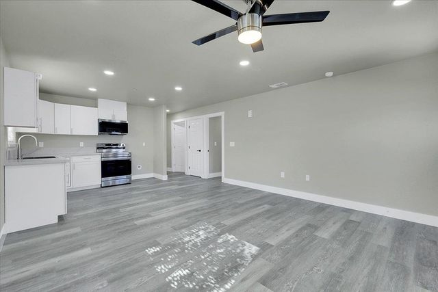 4470 College Way, Olivehurst, CA 95961