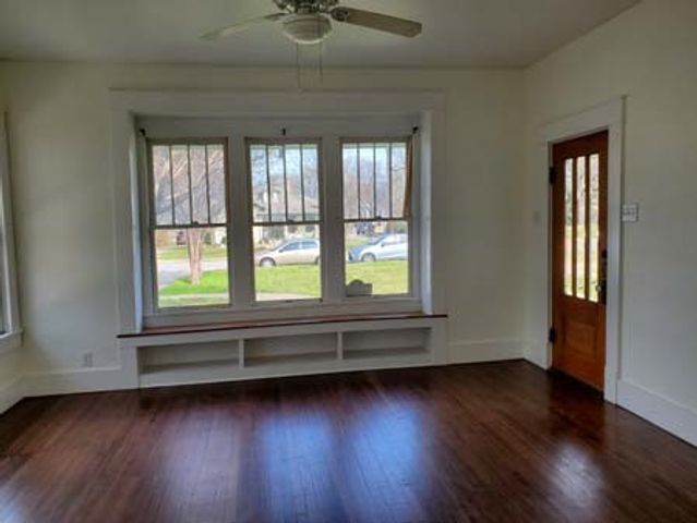 921 W Oak Street, Denton, TX 76201