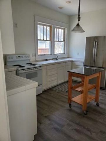 921 W Oak Street, Denton, TX 76201