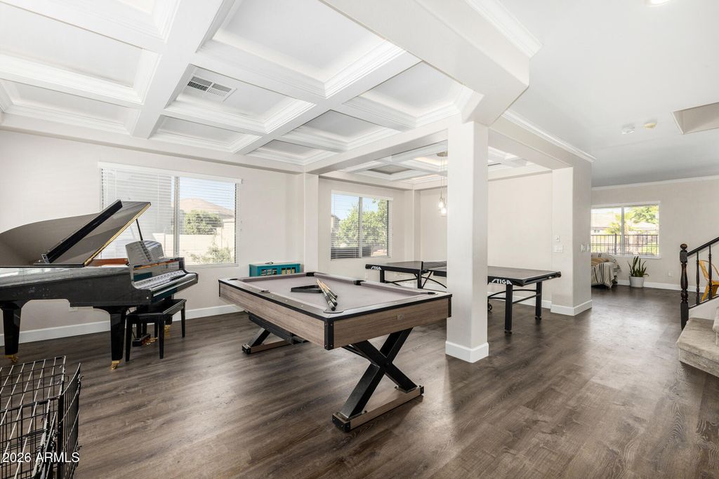 Image 12 of property listing at 2944 S SABRINA Circle, Mesa, AZ 85212