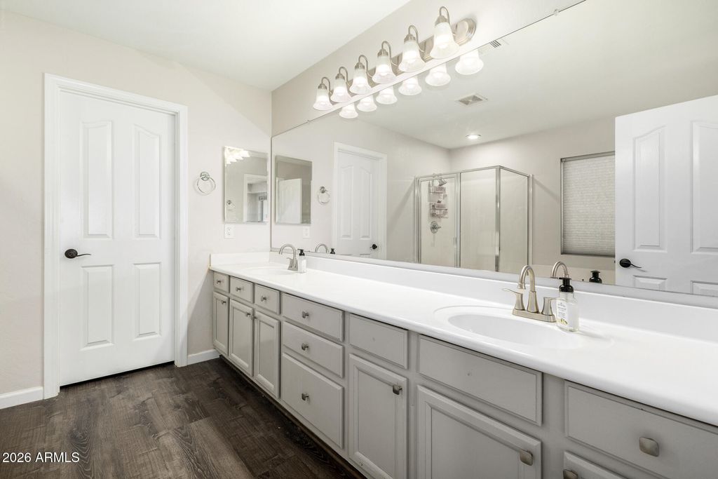 Image 35 of property listing at 2944 S SABRINA Circle, Mesa, AZ 85212