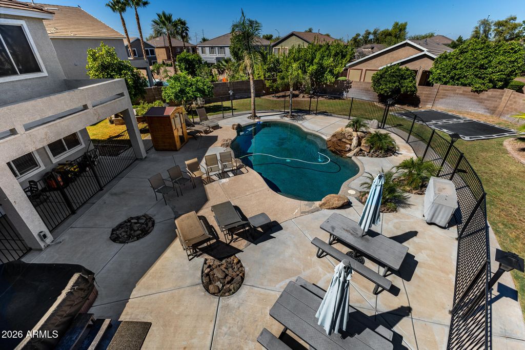 Image 59 of property listing at 2944 S SABRINA Circle, Mesa, AZ 85212