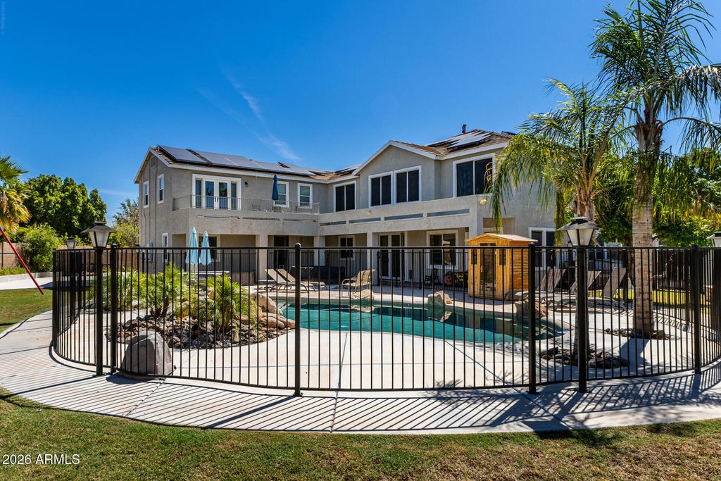 Image 62 of property listing at 2944 S SABRINA Circle, Mesa, AZ 85212