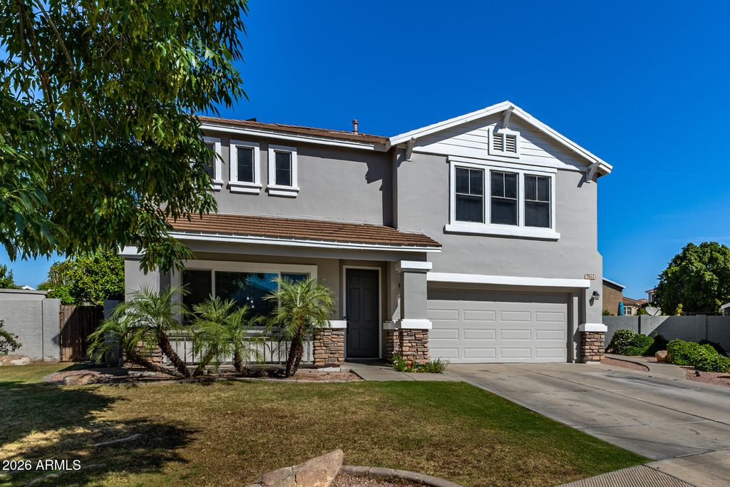 Image 8 of property listing at 2944 S SABRINA Circle, Mesa, AZ 85212